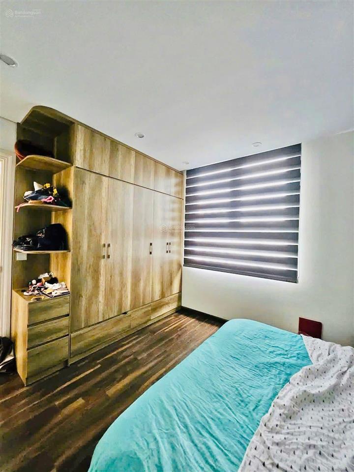 Eco city  căn 2 phòng ngủ  tầng trung  full đồ  10 tr
