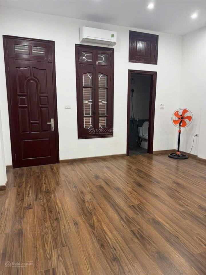 Ngọc lâm  nhà 3 tầng * 79m2  ở, vp