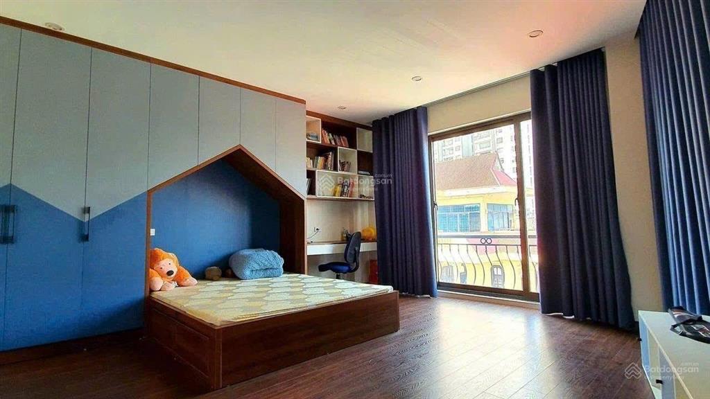 Nguyễn sơn  nhà 6 tầng thang máy  ở, kd