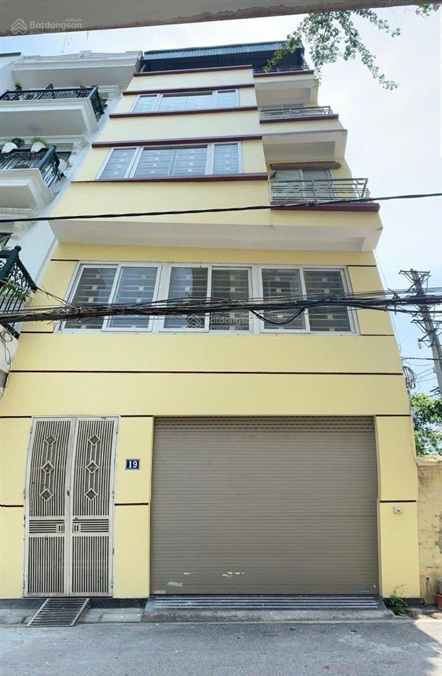 Ngay bigc  nhà 70m2  5 tầng thang máy ô tô  17tr  cty, vp