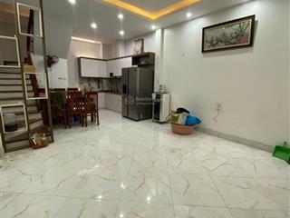 Bồ đề  nguyên căn 36m2 * 5 tầng  ô tô  10tr