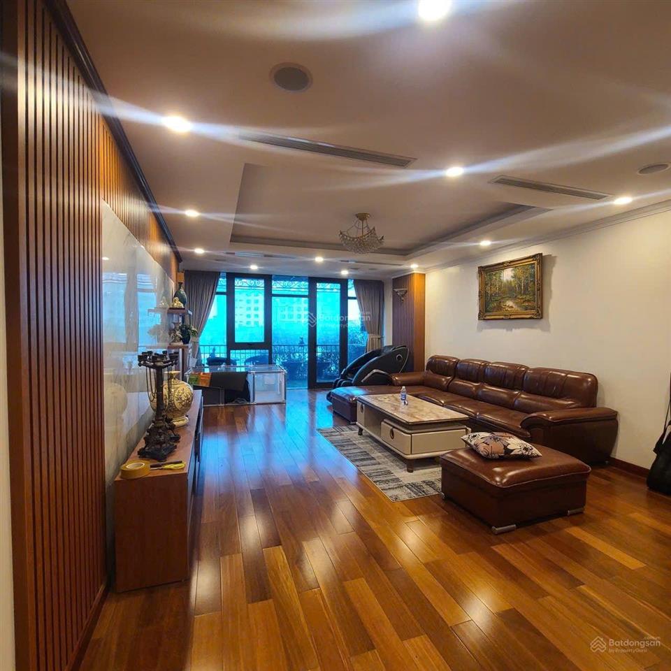 Lâm hạ  nhà mặt phố  110m2 xây 6 tầng thang máy  ở, kd