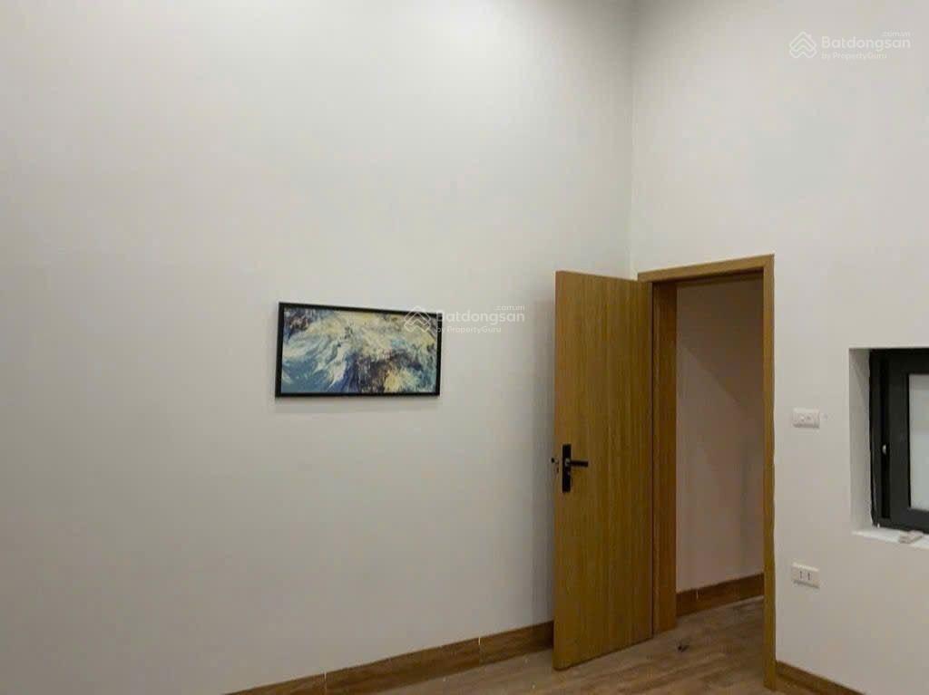 Mp hoa lâm  nhà 3 tầng *100m2  ở, vp