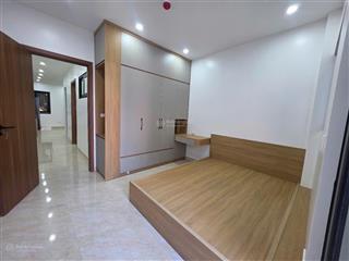 Nguyễn văn cừ  căn hộ 2 ngủ  9tr