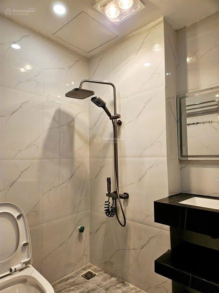 Bồ đề  nguyên căn 35m2 * 5 tầng  full đồ đẹp  15tr
