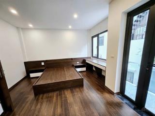 Bồ đề  nguyên căn 35m2 * 5 tầng  full đồ đẹp  15tr