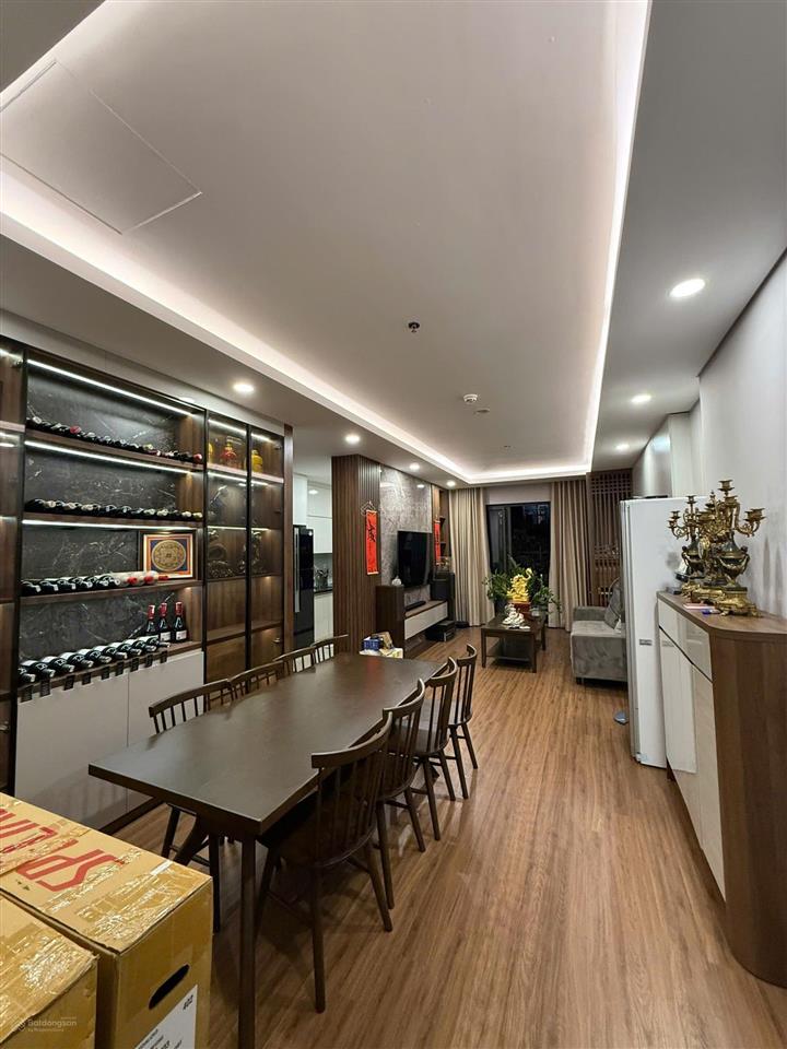Bình minh garden  căn 105m2  3 ngủ  full đồ