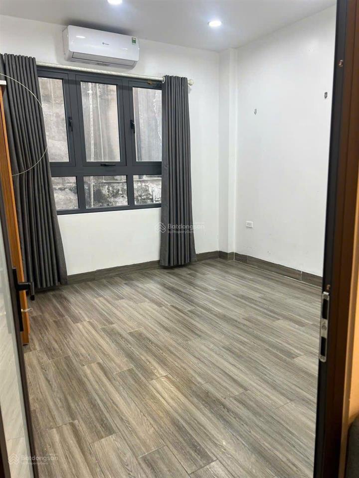 Ngọc lâm  căn hộ 80m²  full đồ  2 ngủ 8,5tr