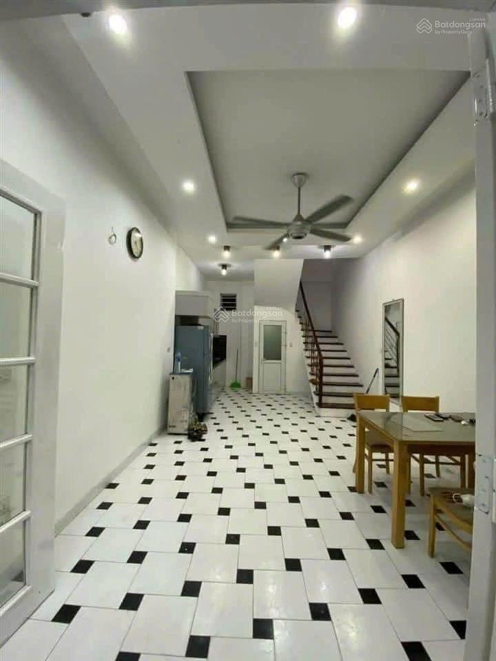 Ngọc thụy  nguyên căn 35m2 * 4 tầng  9tr