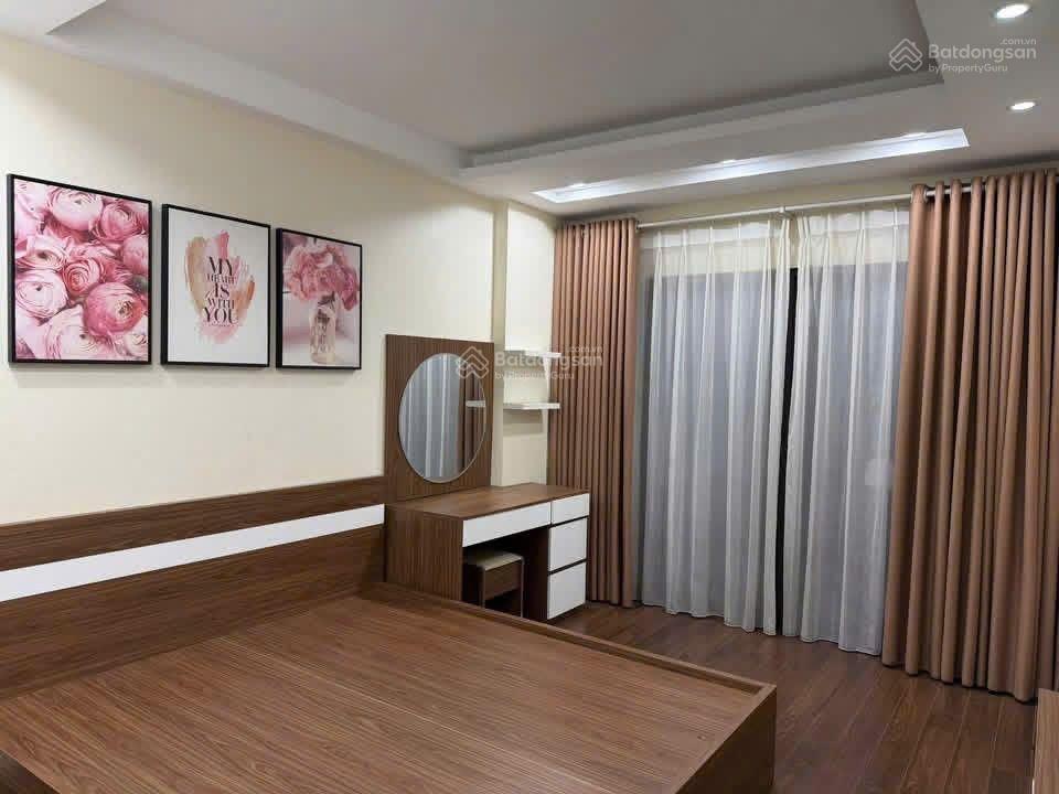 Ngọc thụy  nguyên căn, nhà đẹp 34m2  5 tầng  10tr