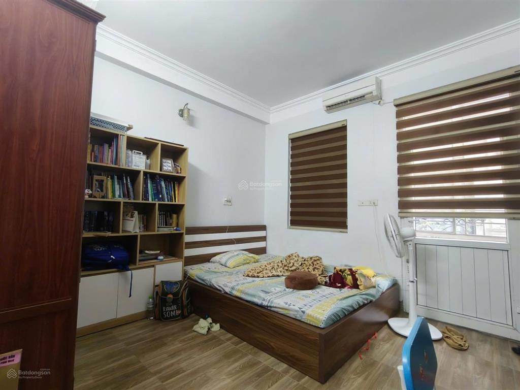 Gia thụy  nguyên căn 48m2 xây 3 tầng  full đồ  9tr