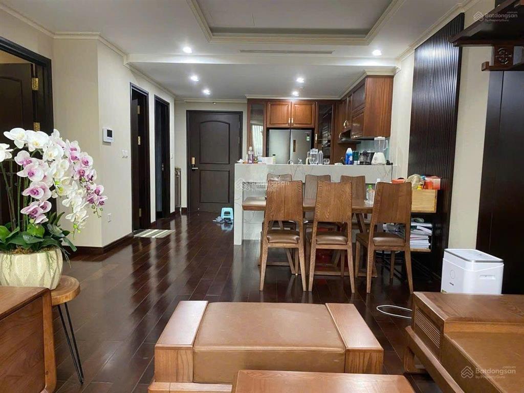 Hc golden  căn 3 ngủ  full đồ  16tr