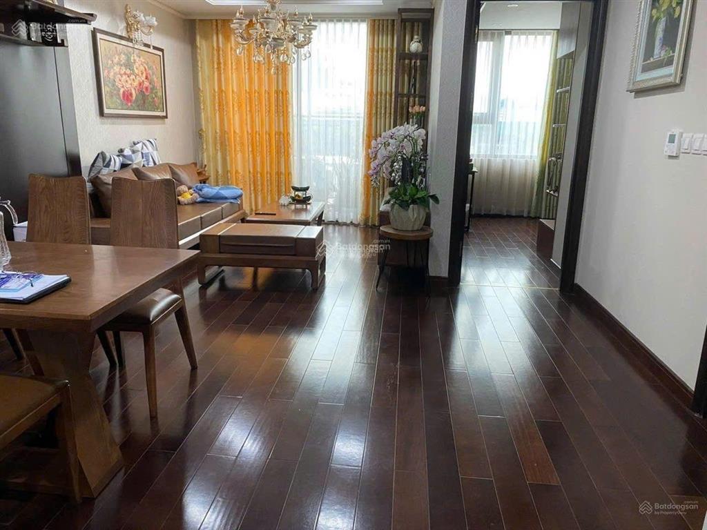 Hc golden  căn 3 ngủ  full đồ  16tr