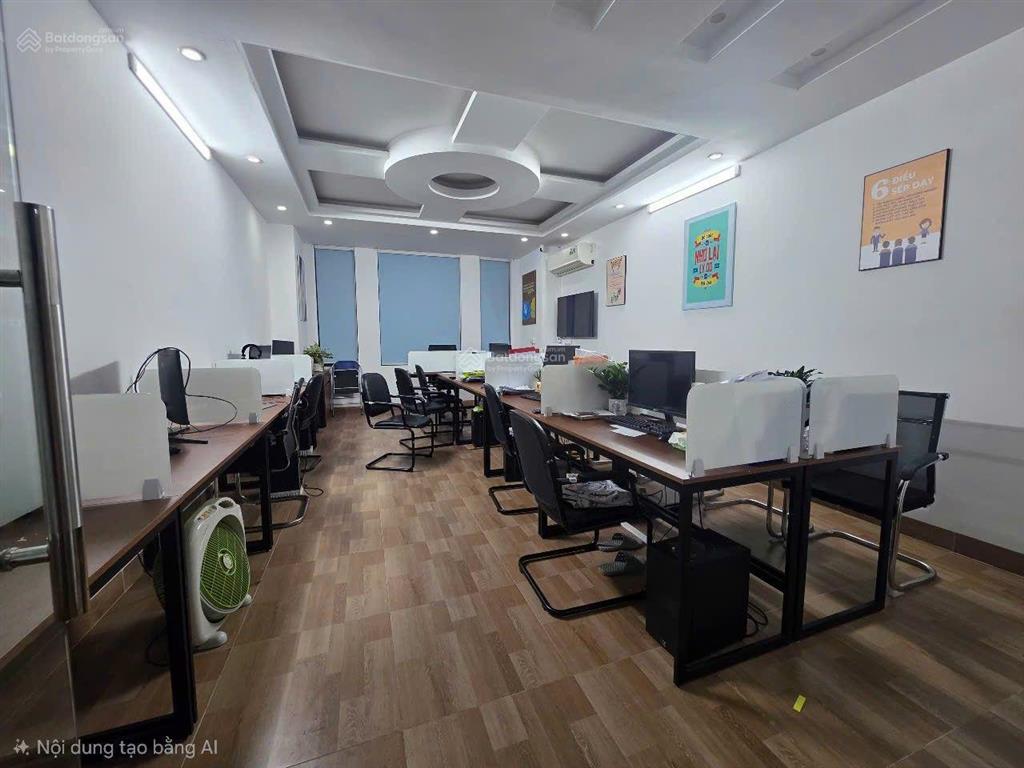 Mp ngô gia tự  cho thuê văn phòng  full đồ