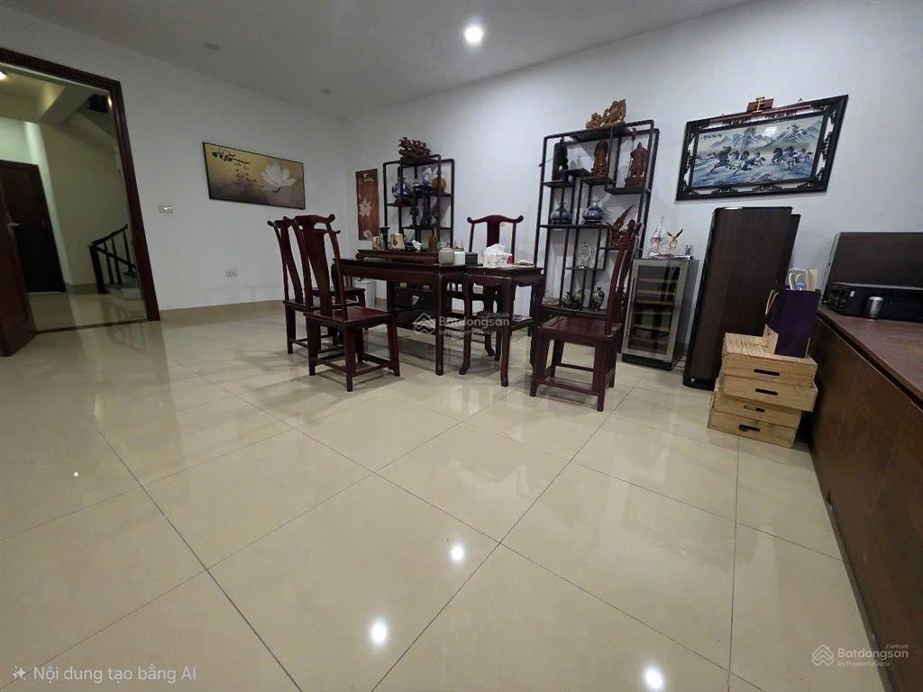 Mp ngô gia tự  cho thuê văn phòng  full đồ