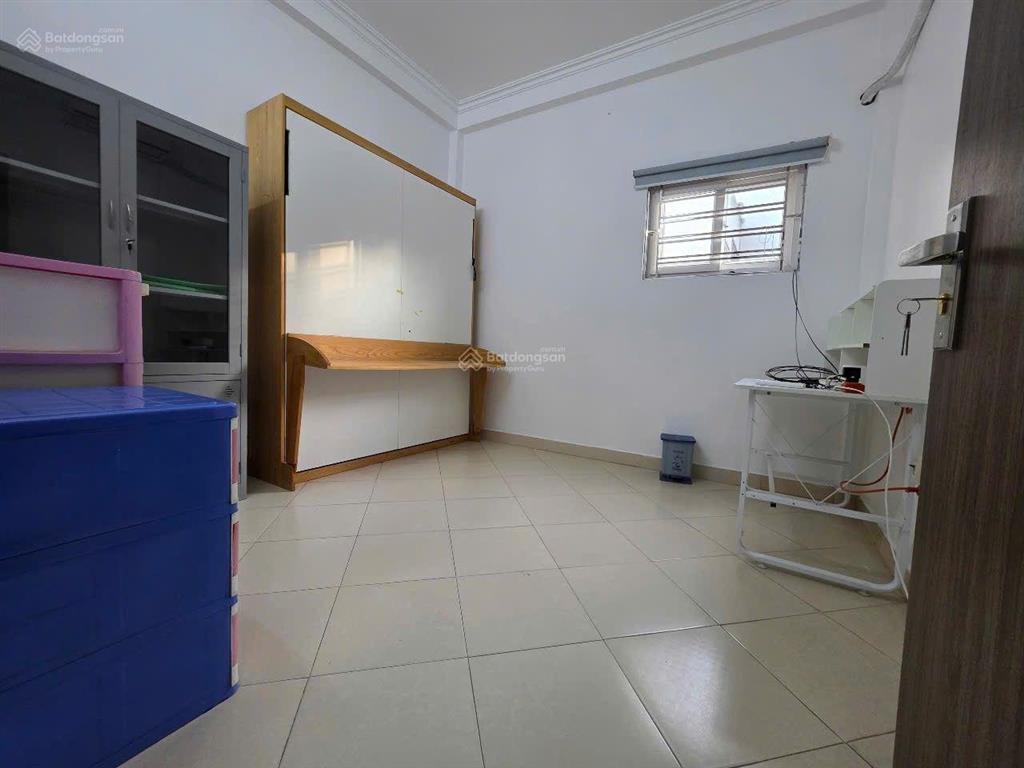 Hoa lâm  nhà 4 tầng  4 ngủ, full đồ  ô tô  11tr
