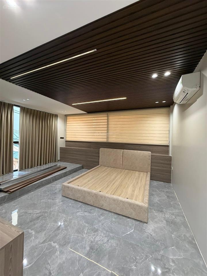 Nguyễn sơn  căn hộ cao cấp 120m²  full đồ  15tr