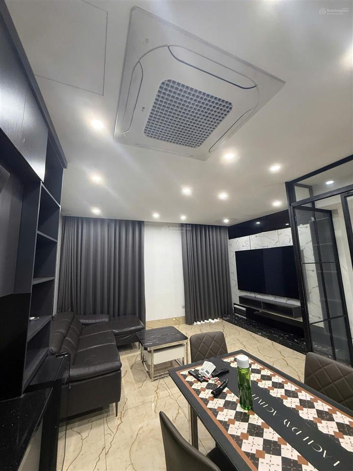 Đức giang  căn 74m²  6 tầng  gara  full đồ  15tr