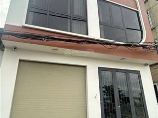 Ngọc thụy  nhà 4 tầng, thang máy  full đồ, view sông hồng