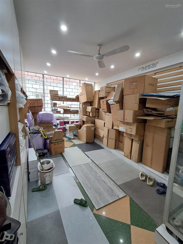 Mbkd mặt phố nguyễn văn cừ  tầng 1,2,3  cty, showroom, cửa hàng