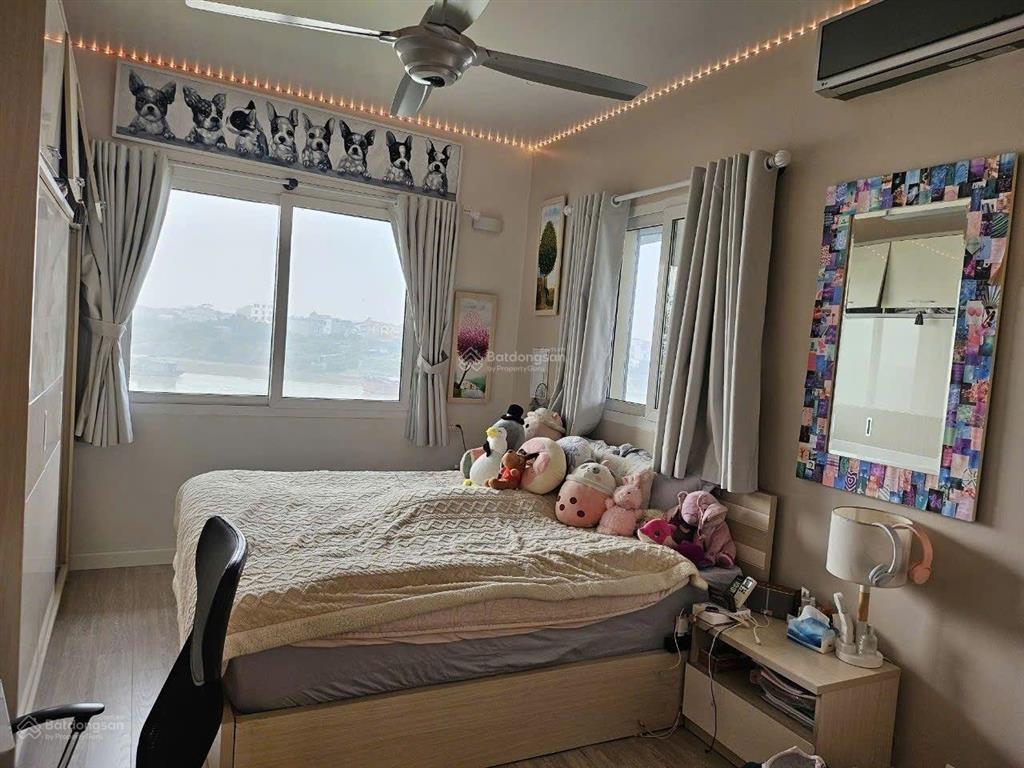 Ngọc thụy  biệt thự sân vườn, view sông đuống  5 ngủ  full đồ