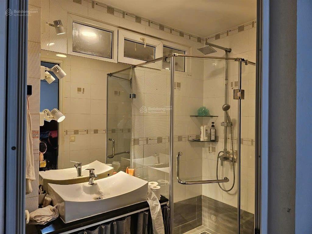 Ngọc thụy  biệt thự sân vườn, view sông đuống  5 ngủ  full đồ