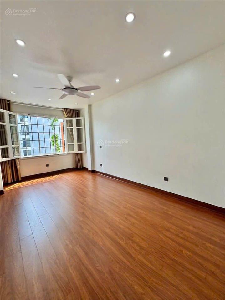 Ngọc thụy  nguyên căn 6 tầng, thang máy  13tr