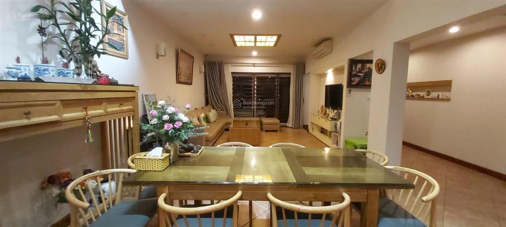 Thạch bàn  biệt thự sân vườn  100m2 4 tầng