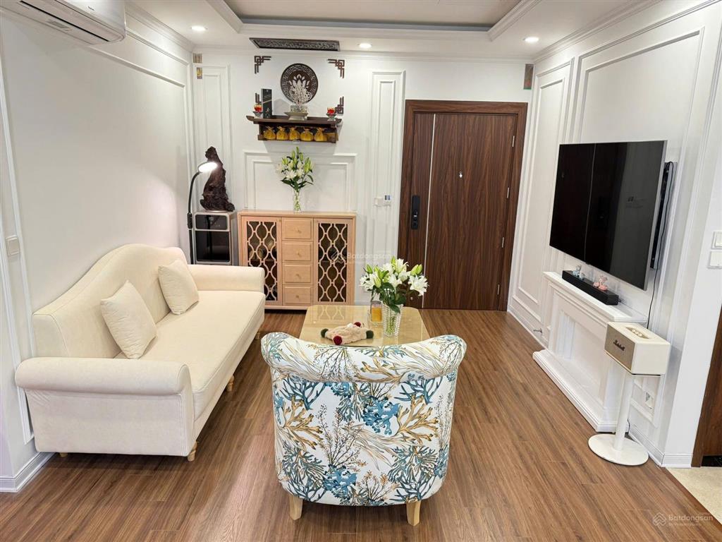 Bình minh garden, đức giang  căn 105m2  full đồ  14tr