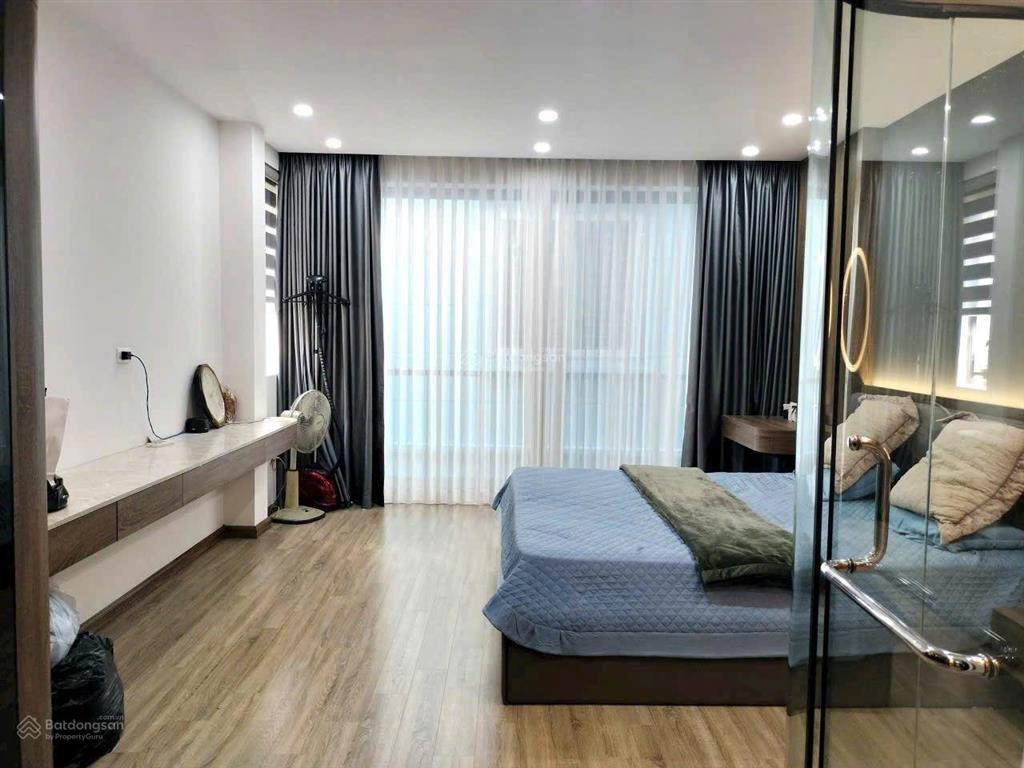 Nguyễn sơn  nguyên căn mới đẹp  full đồ  40m2  6 tầng, thang máy