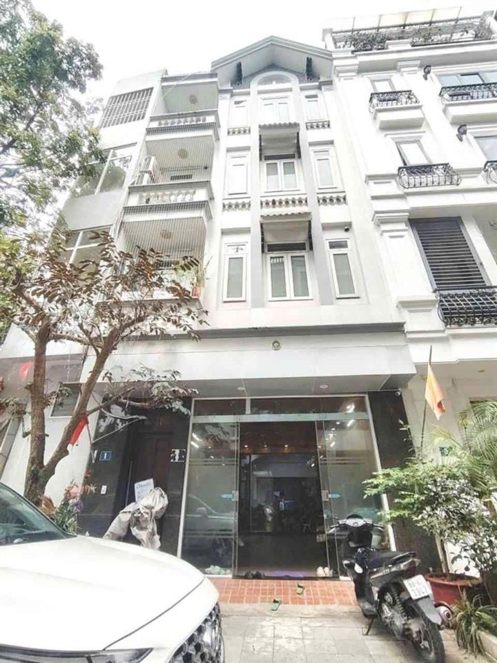 Giang biên, việt hưng  nguyên căn 74m2  4 tầng  vỉa hè, ô tô tránh  ở, kd