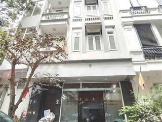 Giang biên, việt hưng  nguyên căn 74m2  4 tầng  vỉa hè, ô tô tránh  ở, kd