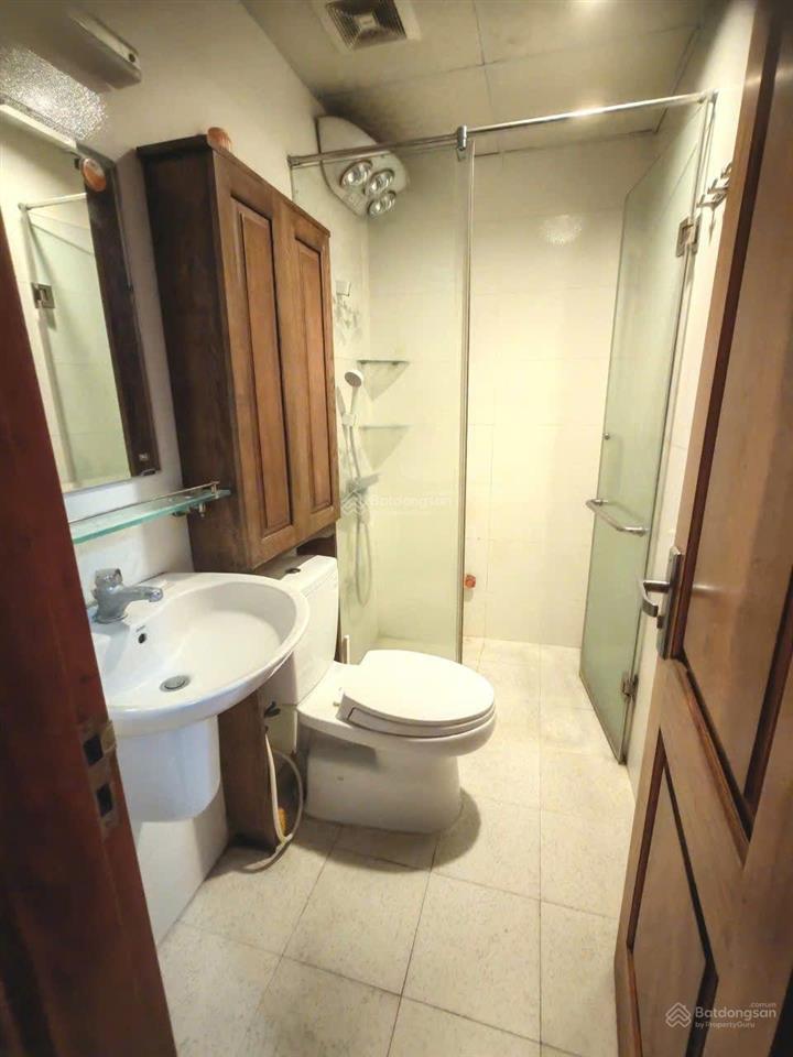 Bồ đề  nguyên căn 64m2  3 tầng  10tr