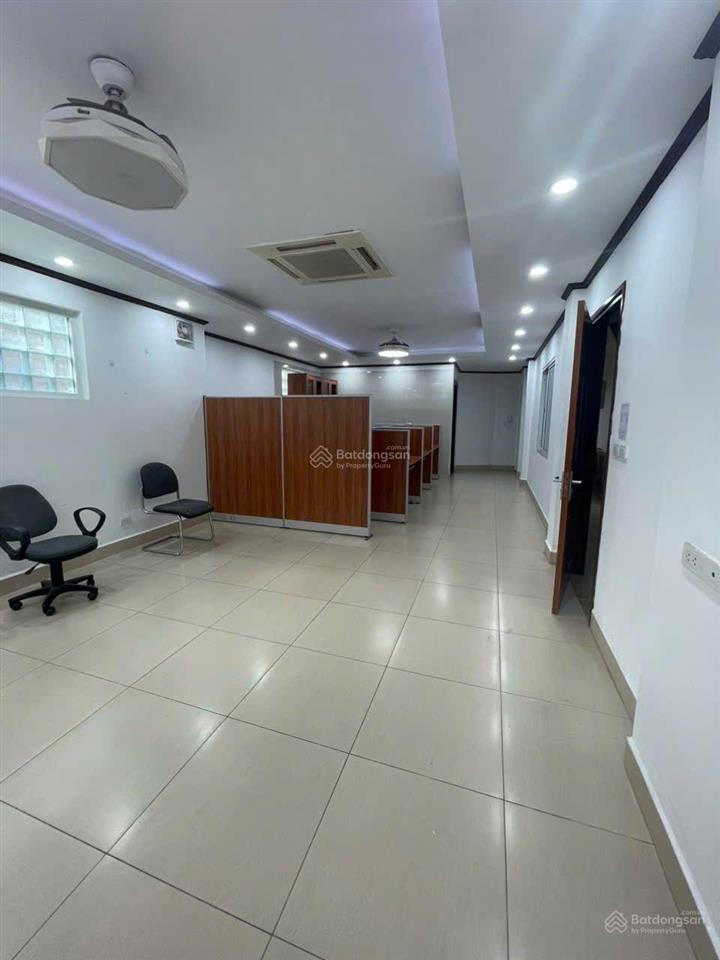 Mặt phố lâm du  mbvp 145m2  chỉ 10tr