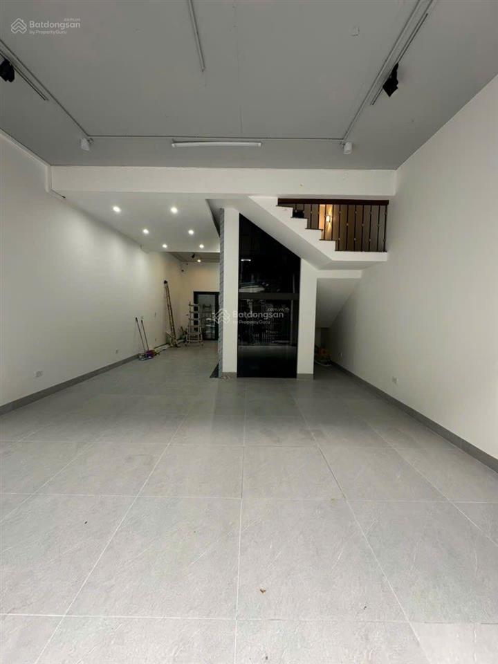 Liền kề lâm hạ  80m2  6 tầng, thang máy  vp, cty.