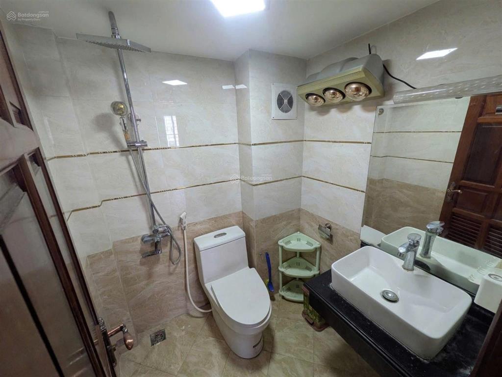 Ngọc thụy  nguyên căn 5 tầng  full đồ  10tr