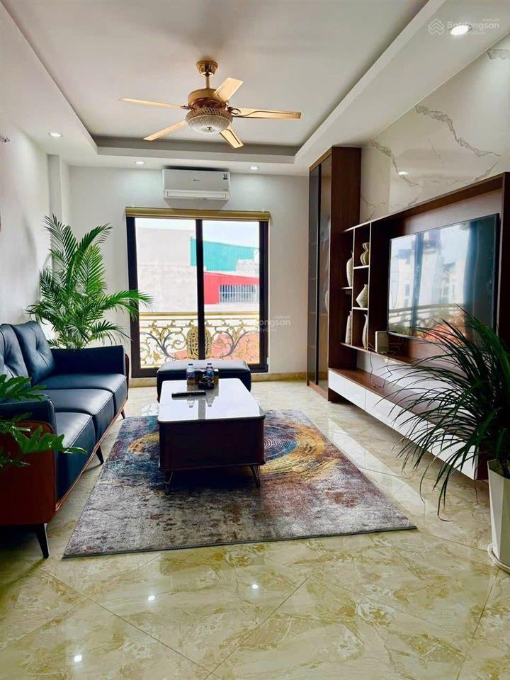 Thạch bàn  nhà 50m2  6 tầng, thang máy  full đồ  ô tô  12,5tr