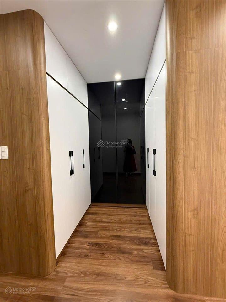 Thạch bàn  nhà 50m2  6 tầng, thang máy  full đồ  ô tô  12,5tr