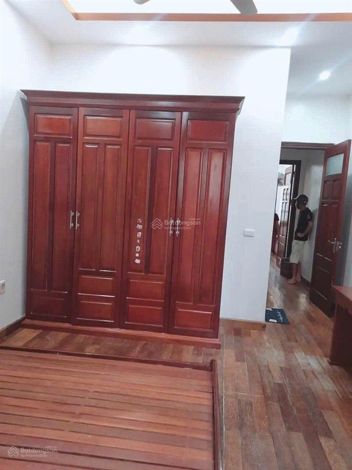 Tư đình  nguyên căn  4 ngủ  full đồ  ô tô  12tr