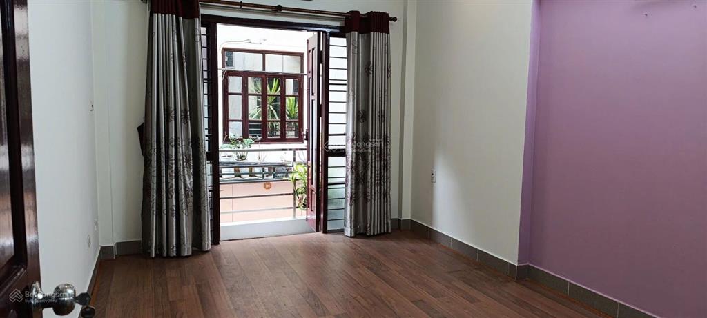Bồ đề  nguyên căn 52m2  4 tầng, 4 ngủ  13tr