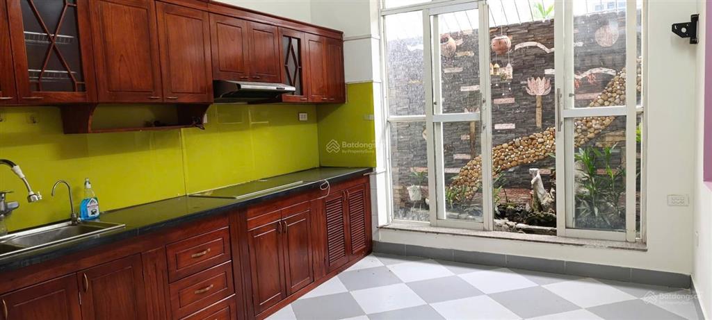 Bồ đề  nguyên căn 52m2  4 tầng, 4 ngủ  13tr