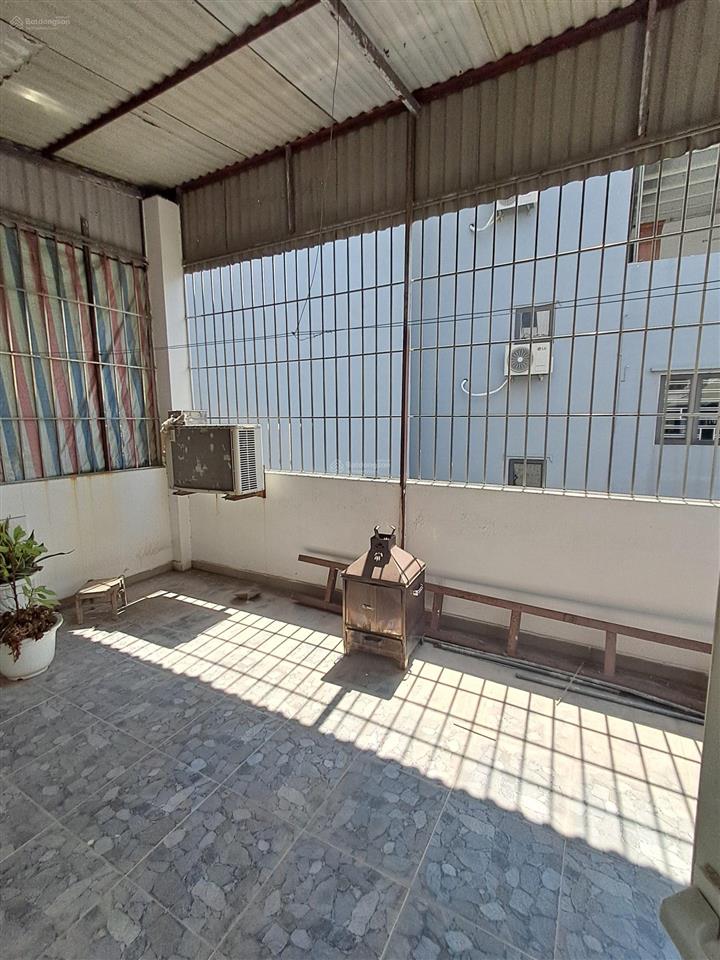 Khu 918  nguyên căn 55m2  5 tầng  ở, vp  ô tô tránh