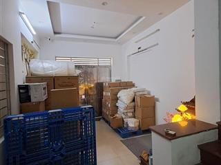 Khu 918  nguyên căn 55m2  5 tầng  ở, vp  ô tô tránh