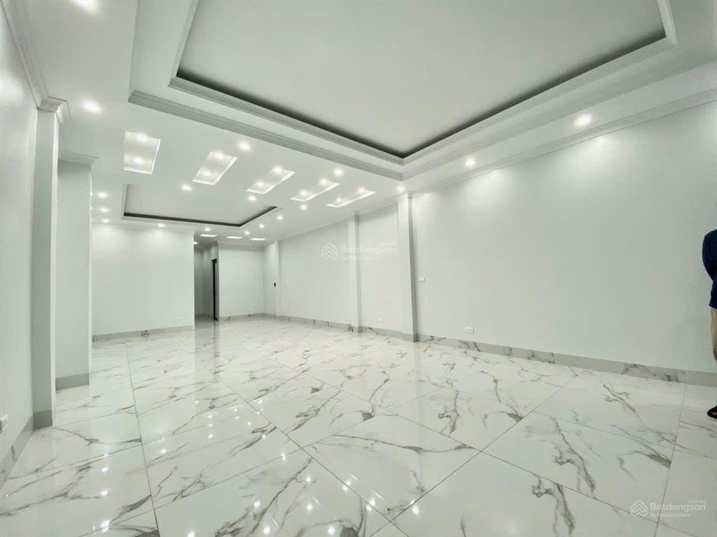 Mp bát khối  cho thuê mb văn phòng  3 tầng * 80m2  chỉ 18tr
