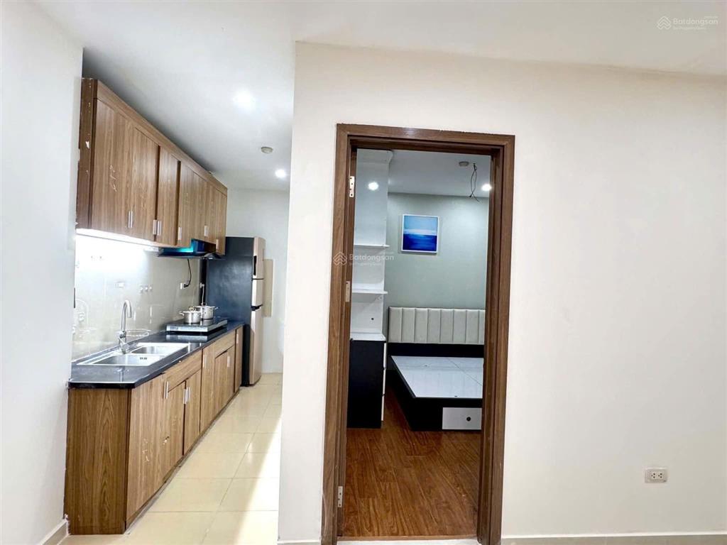 Cho thuê chung cư sài đồng 80m2  2 ngủ  full đồ