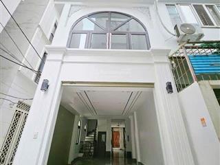 Phúc lợi  nhà 43m2  6 tầng, thang máy  full đồ, ô tô sát cửa  12tr