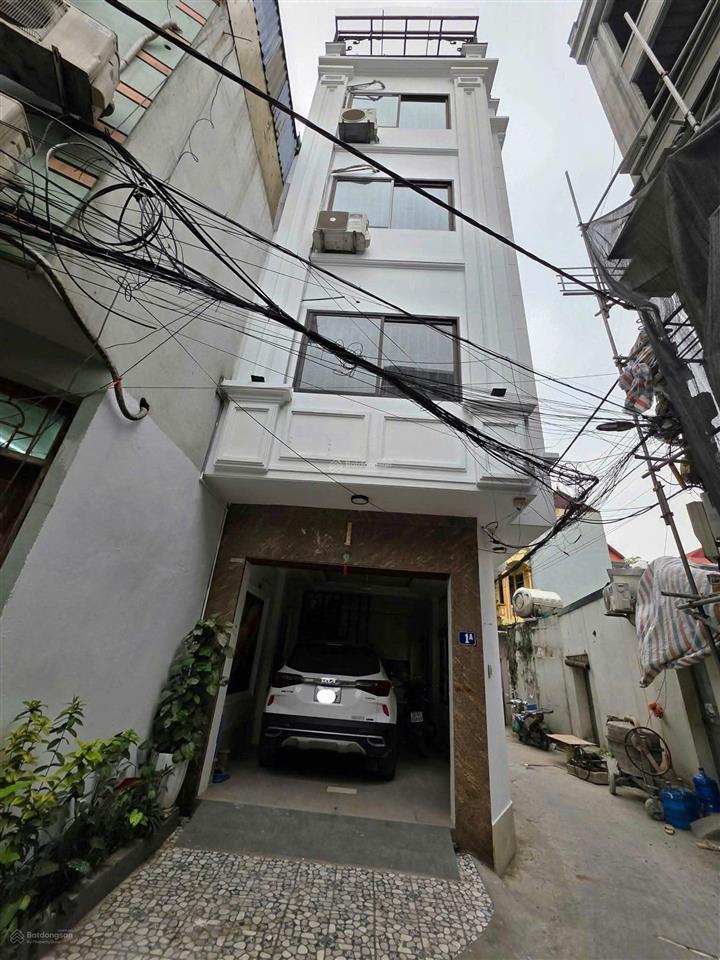 Bát khối, cổ linh  nguyên căn 44m2, ô tô vào nhà  full đồ  13tr