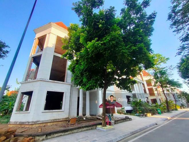Siêu phẩm bt song lập góc  200m2 x 4 tầng  trục chính  giá tốt khu vực an khánh geleximco