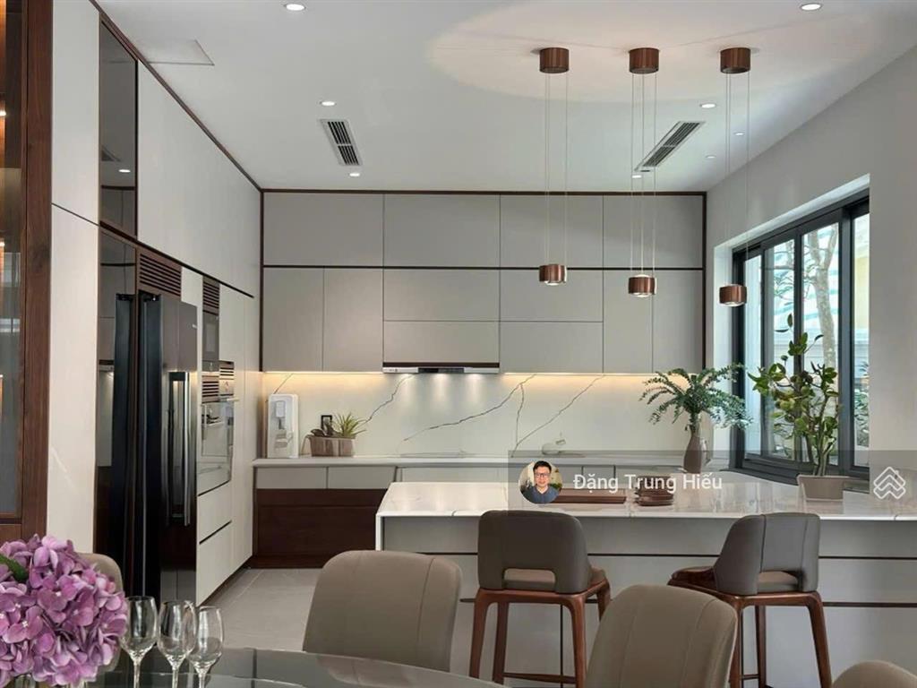 Căn tốt nhất kđt an lạc  biệt thự sl có hầm  133m2  mặt tiền ~8m  giá chỉ 30 tỷ tầm giá có 1