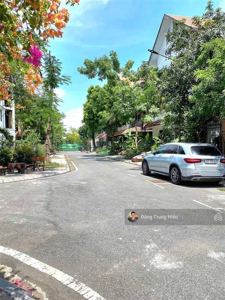 Siêu hiếm  bán nhà giá đất  bt đơn lập thiên đường bảo sơn 333m2 có hầm mặt tiền khủng 18.5m